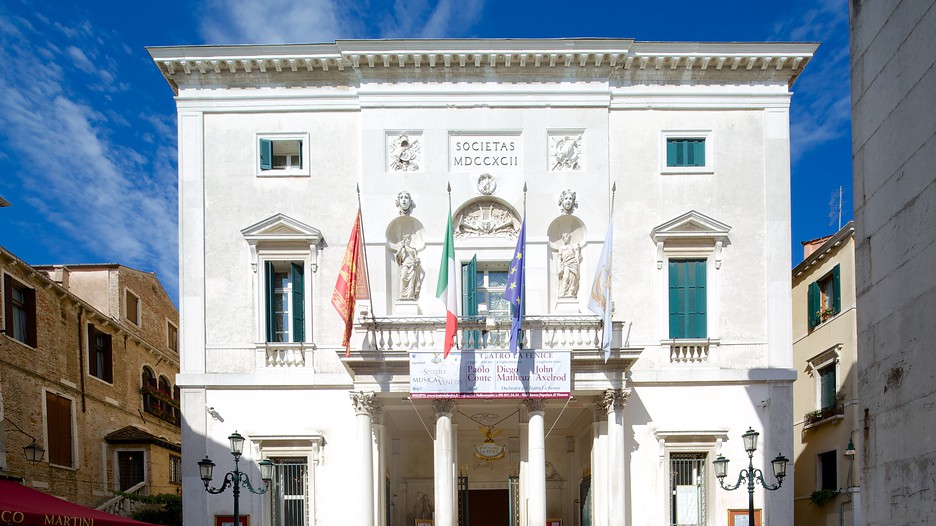 Extérieur du Théâtre de la Fenice Venise