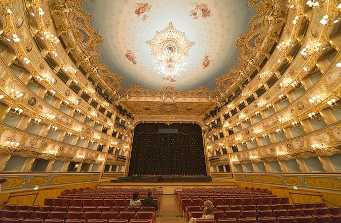 le-theatre-de-la-fenice-venise-quartier-san-marco-venise