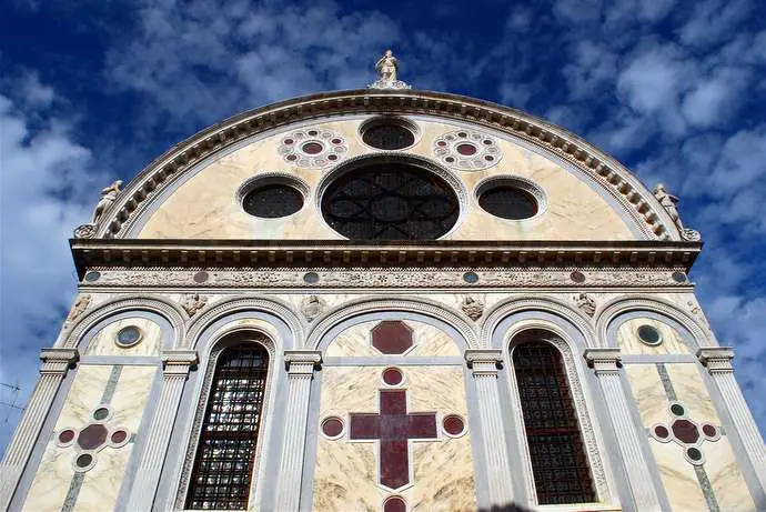 L'église Santa Maria dei Miracoli dans le quartier de Cannaregio Venise