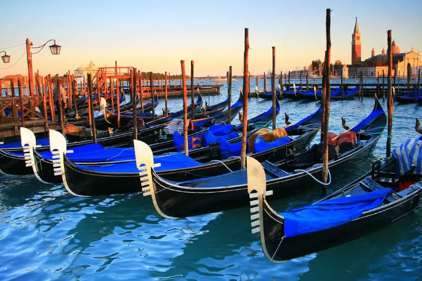 Proue de gondole de Venise