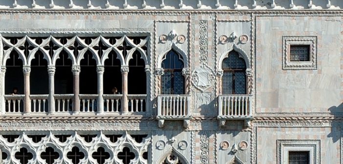 Détail de la façade du Palais Ca' d'Oro 