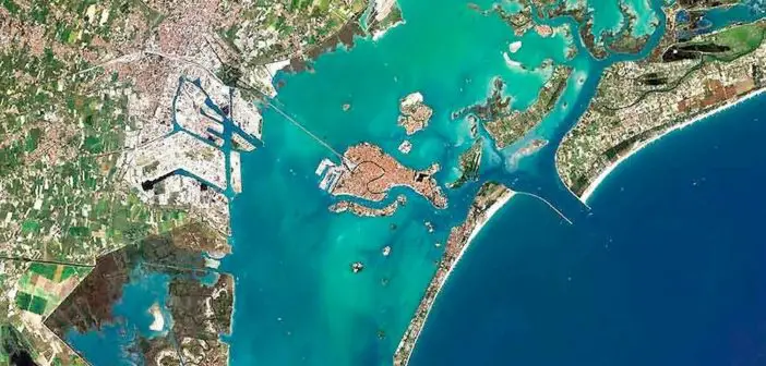  Fleuve Venise lagune grand canal et delta du Po