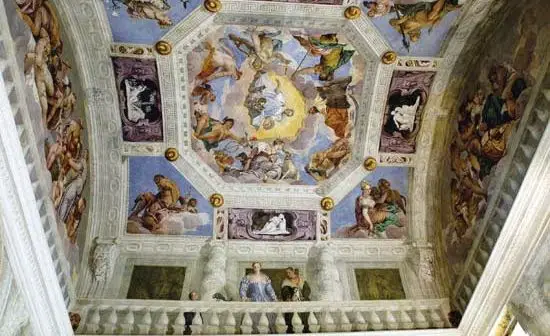 Trompe l'oeil du plafond de la Sala dell'Olimpo de la Villa Barbaro par Véronèse