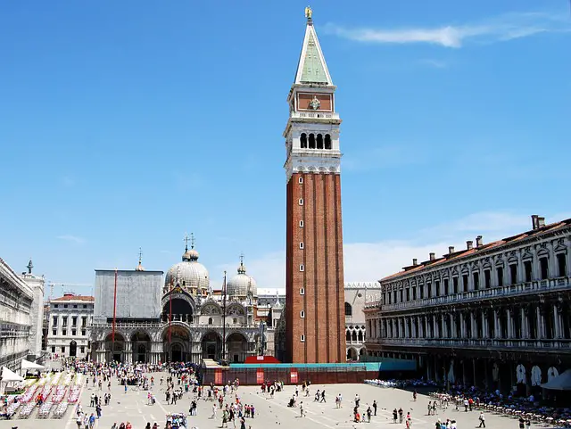 Le campanile à Venise.
